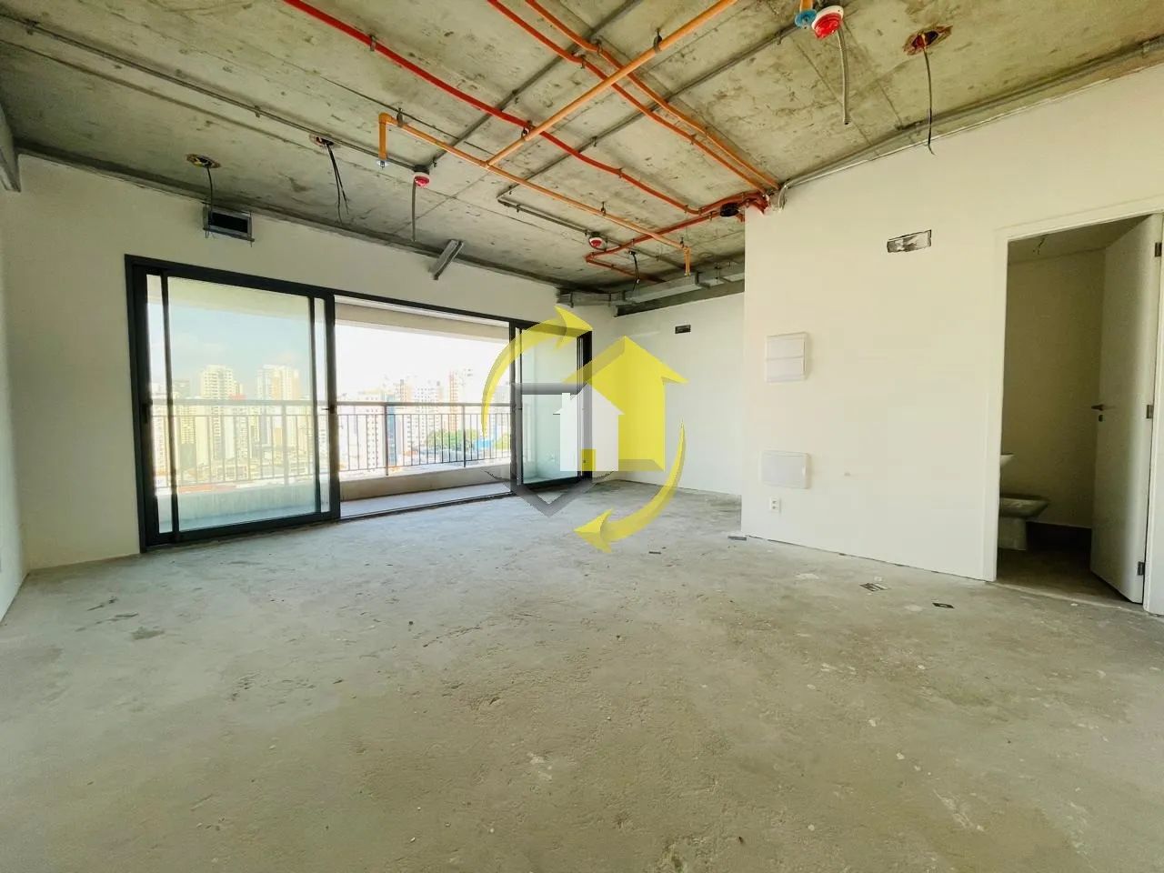 PLATINA 220 - 46 M² - 2 WCS - 1 VAGA - C/ VARANDA - Foto 2
