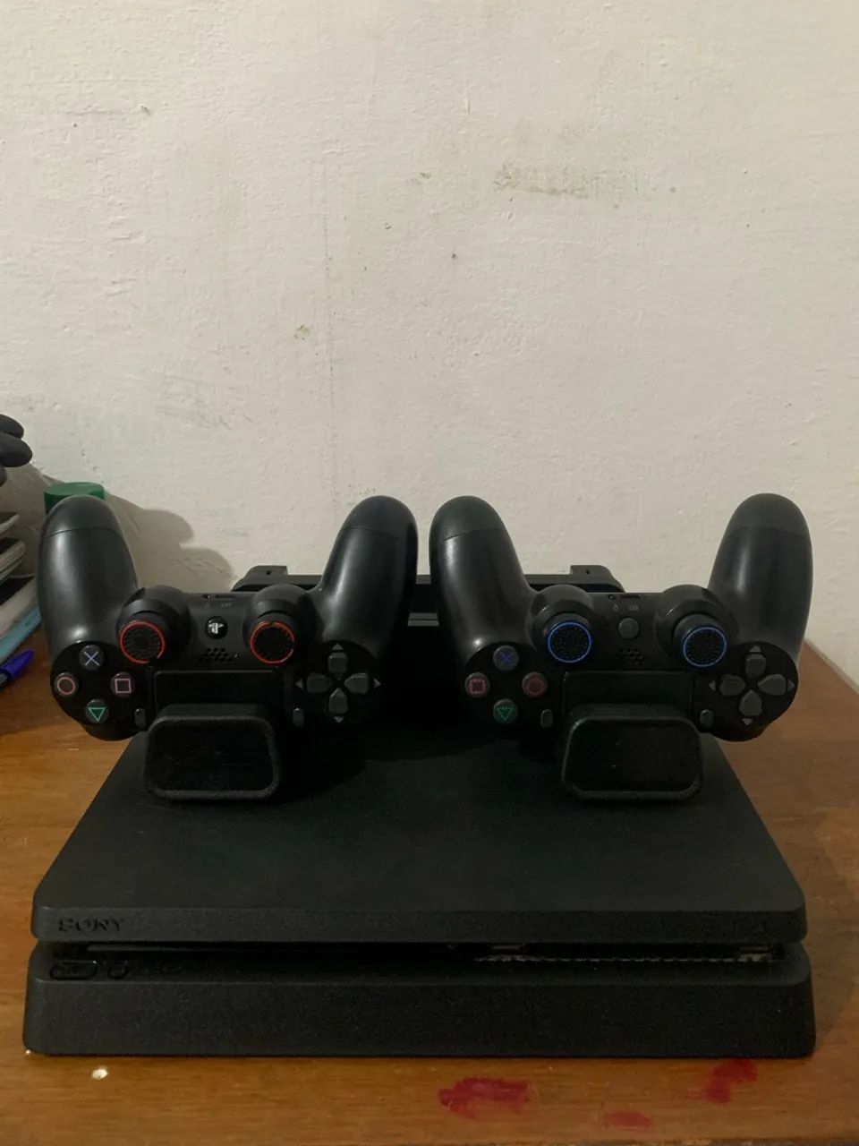 PS4 SLIM 1TB