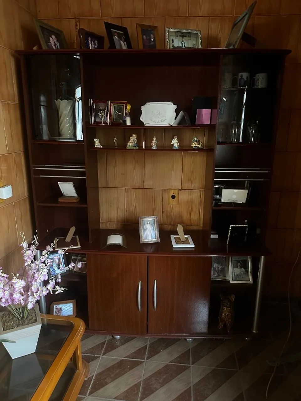 Estante madeira pra sala 