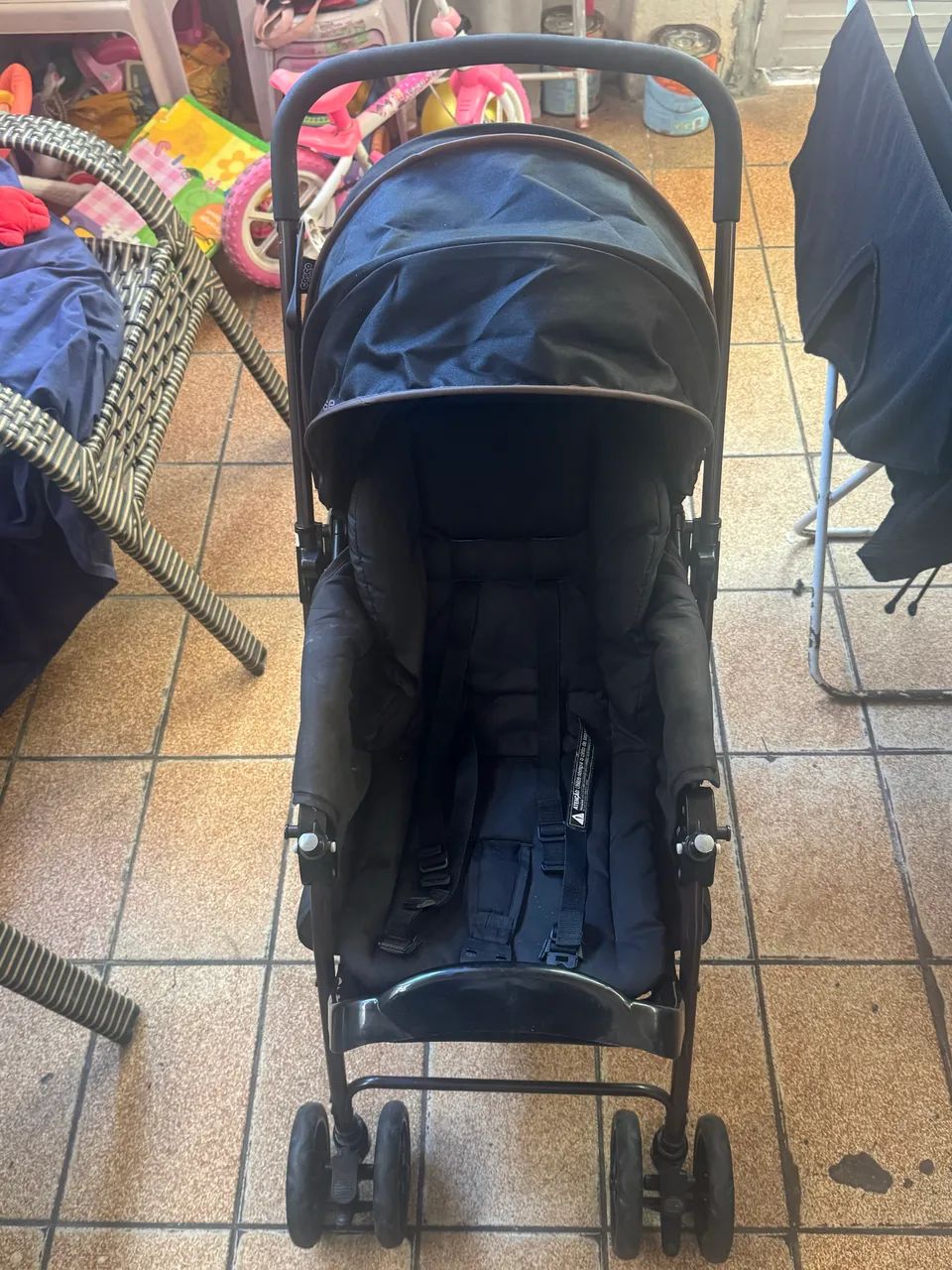 Carrinho de bebê novo - Foto 3