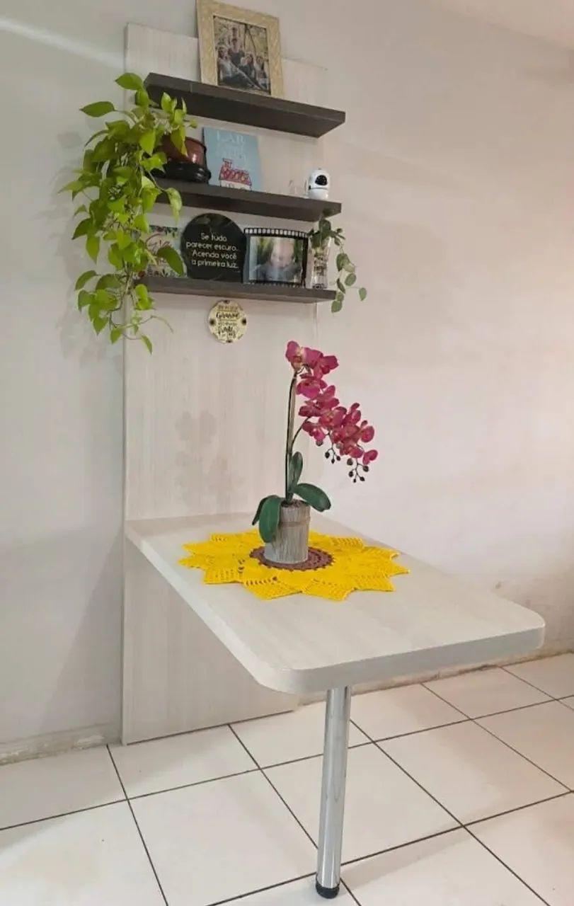 Mesa Com painel de parede 100% MDF