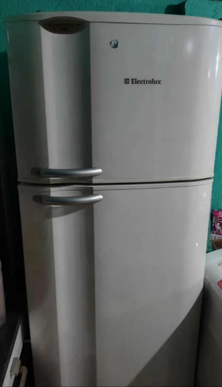 Geladeira Electrolux c DEFEITO 