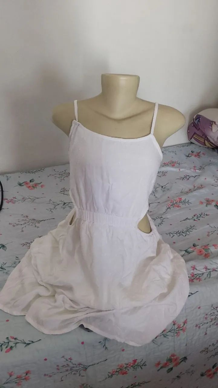  Lote com 40 peças de roupa feminina e unisex 