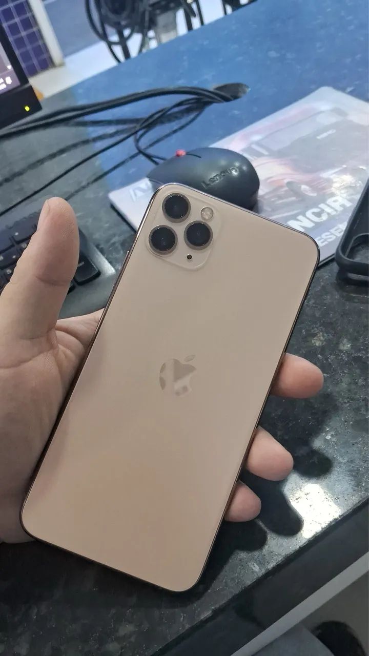 iPhone 11 Pro Max  - Foto 3