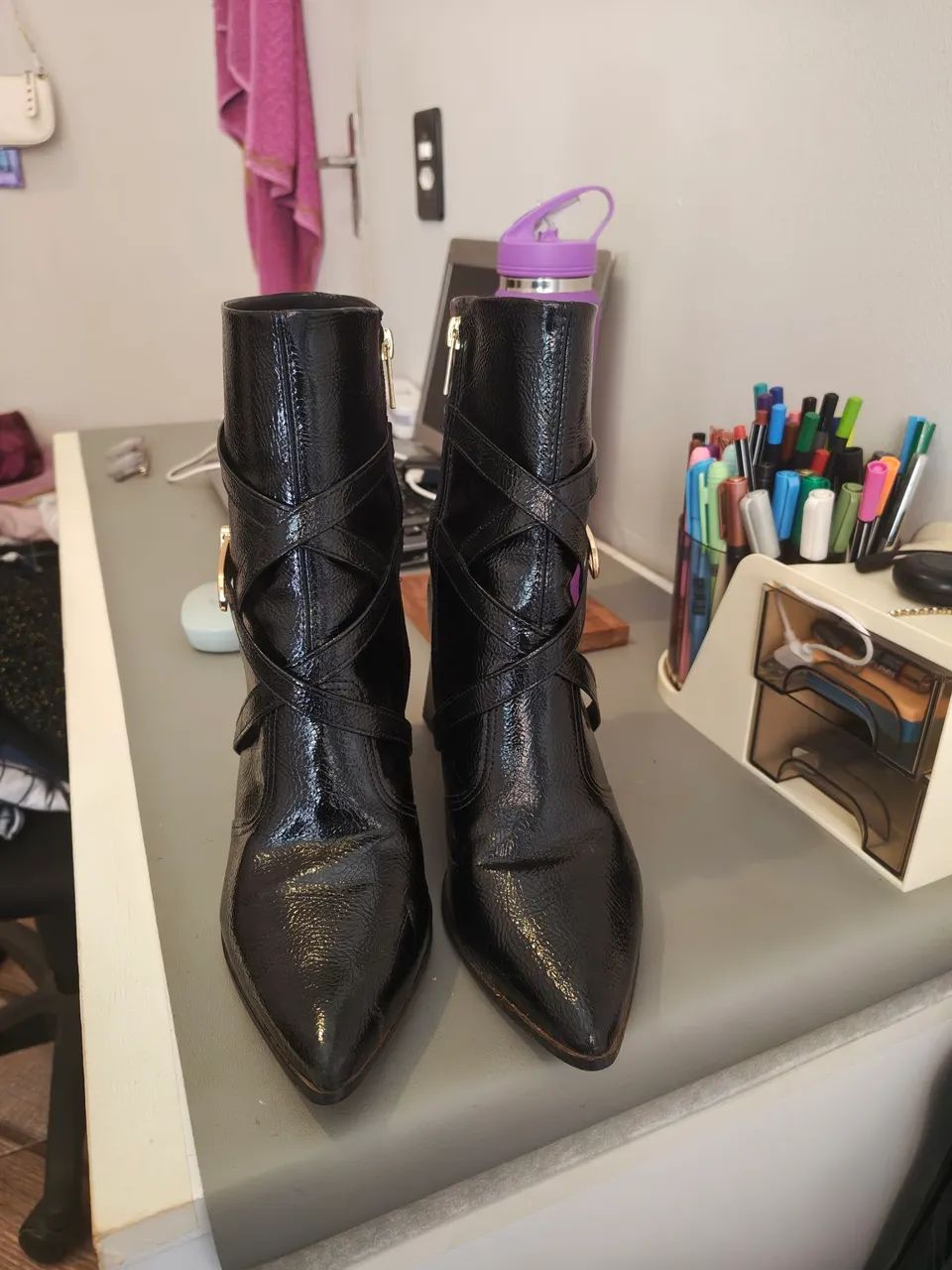 Bota preta marca  Bebecê  - Foto 3