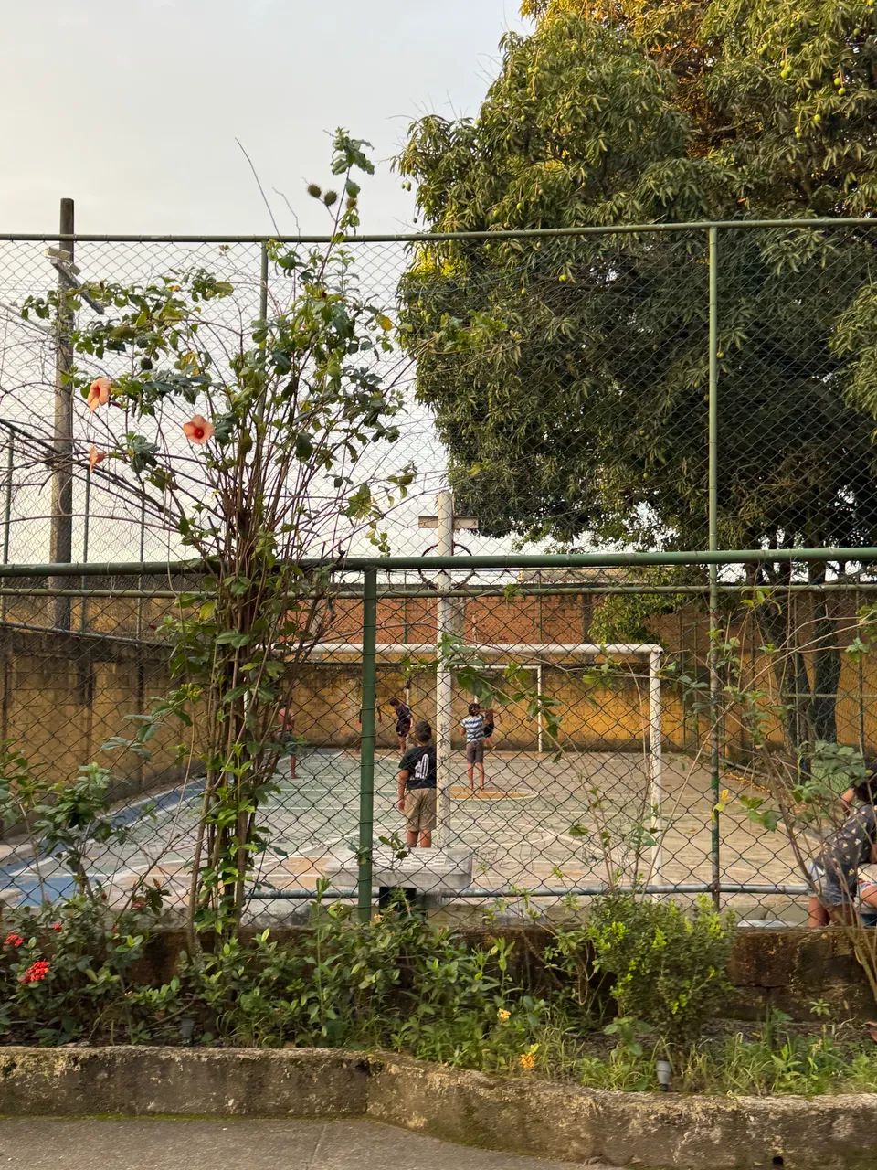 APT 800 JÁ COM O CONDOMÍNIO E ÁGUA EM COSMOS  - Foto 5