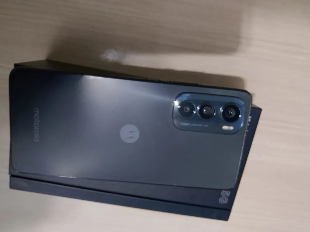 Motorola Edge 30  - Foto 4