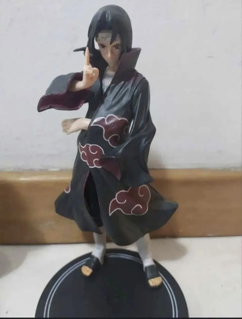 kit com dois bonecos estatuetas de pvc naruto e Akatsuki com 19 cm cada um + base  - Foto 2