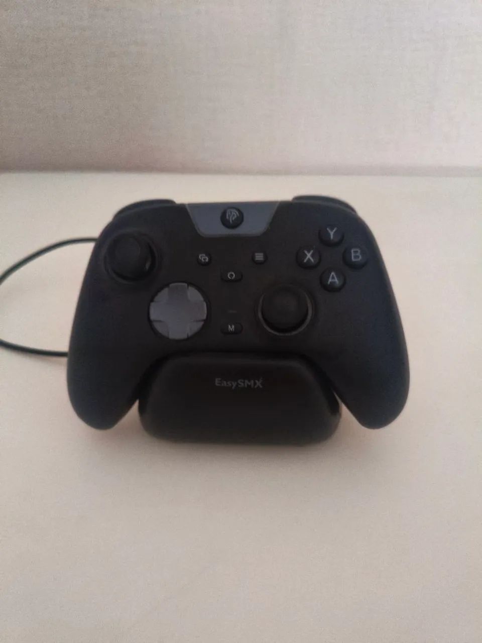 Controle sem fio EasySMX X05 Pro com base - Foto 2