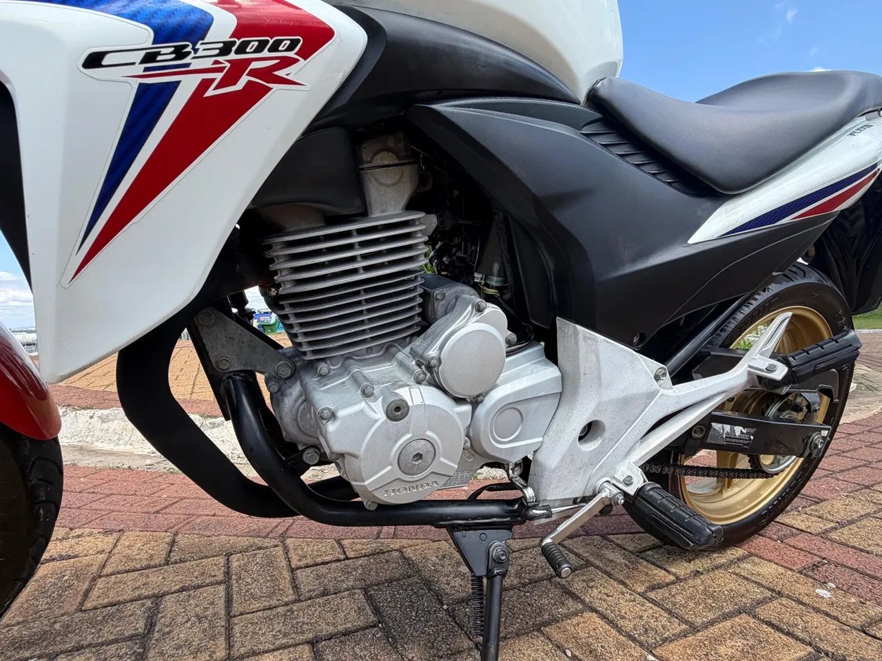 Honda CB 300R - Foto 4