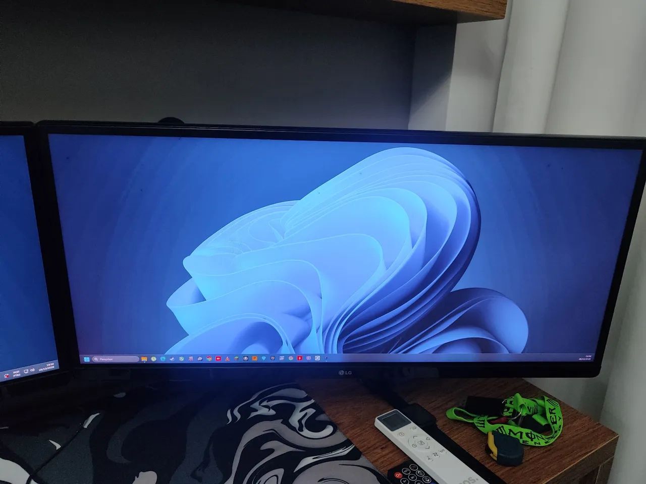 VENDO MONITOR ULTRAWITE LG 25 POLEGADAS  - Foto 2