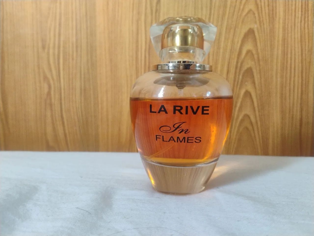 Perfume lá rive in flames - Foto 2
