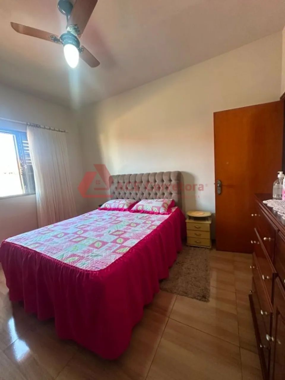 Casa com 2 Dormitórios e Garagem para 2 Carros - Foto 5