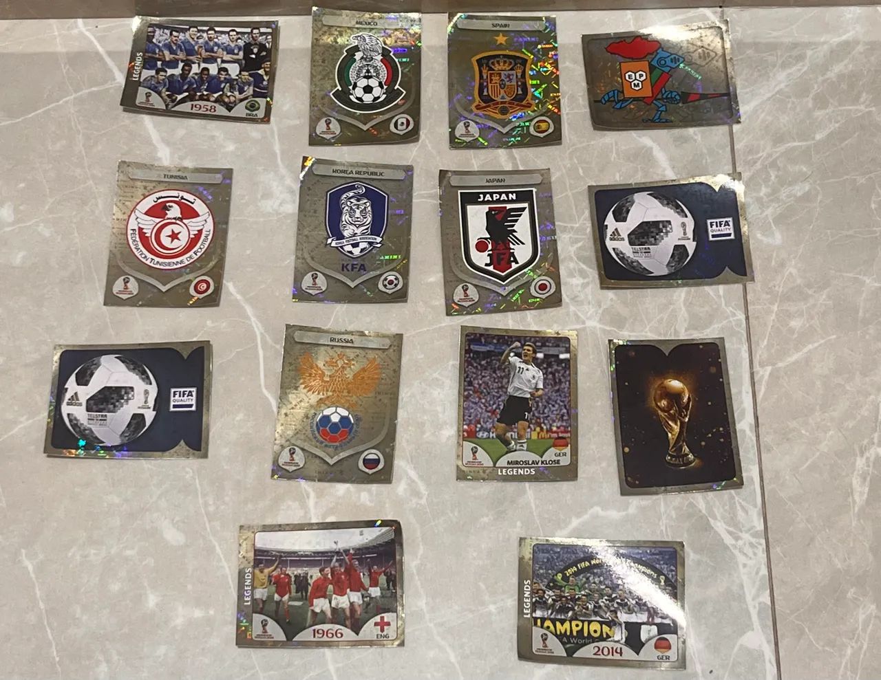 Figurinhas da Copa 2018 panini original todas douradas 