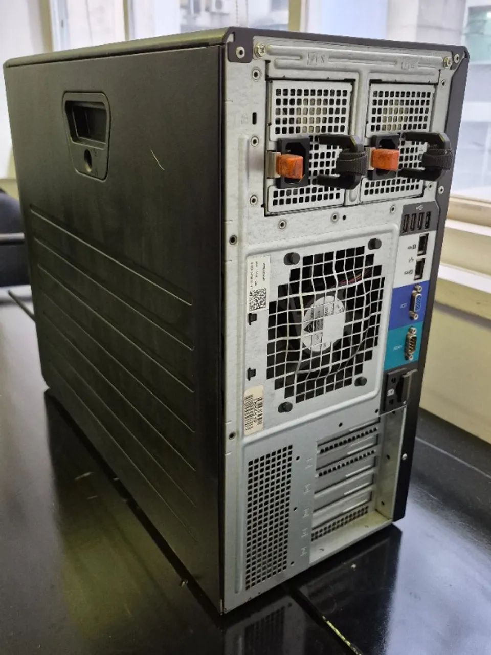 Servidor Dell PowerEdge T310 Xeon 4GB RAM  - Foto 4