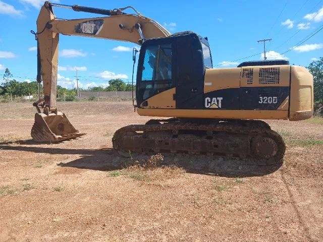 ESCAVADEIRA CAT 320D - Foto 2