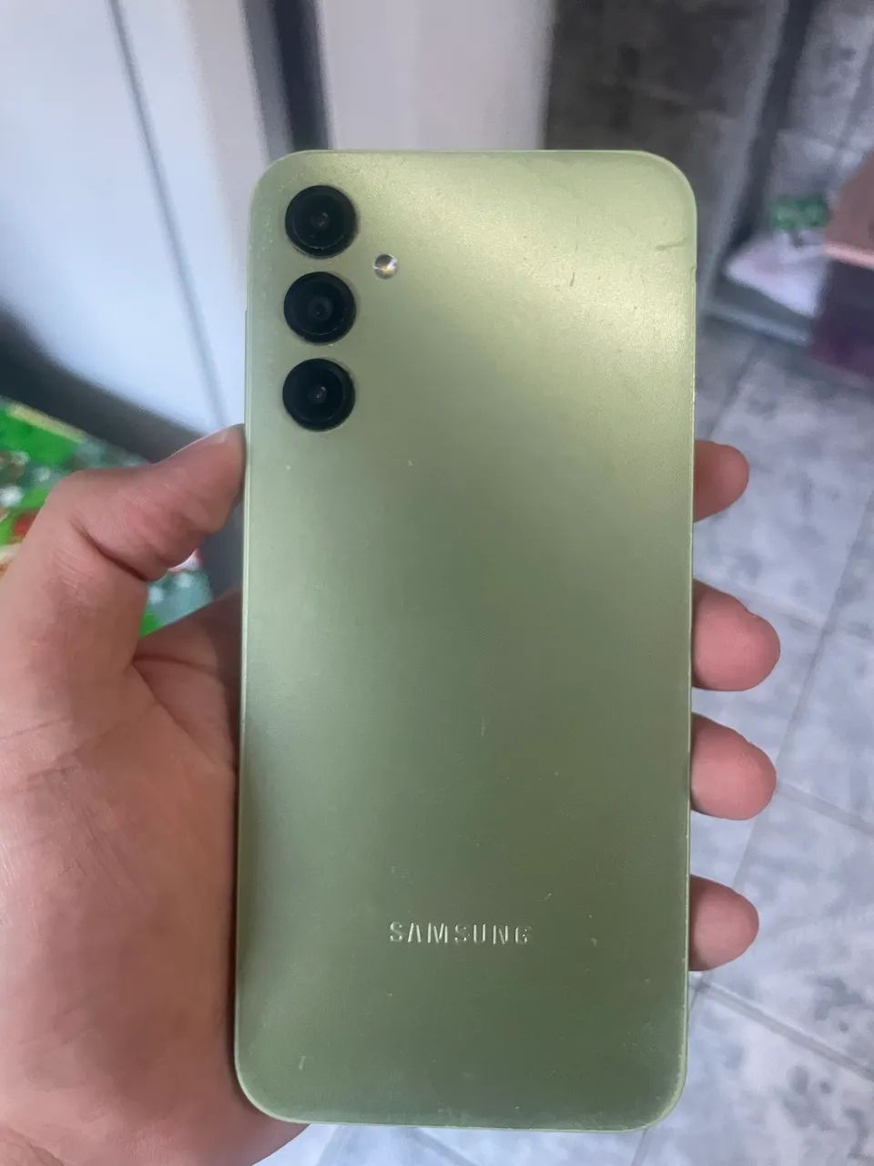 CELULAR SAMSUNG A14 - 128G  - FUNCIONANDO PERFEITAMENTE COM MARCAS DE USO   - Foto 2