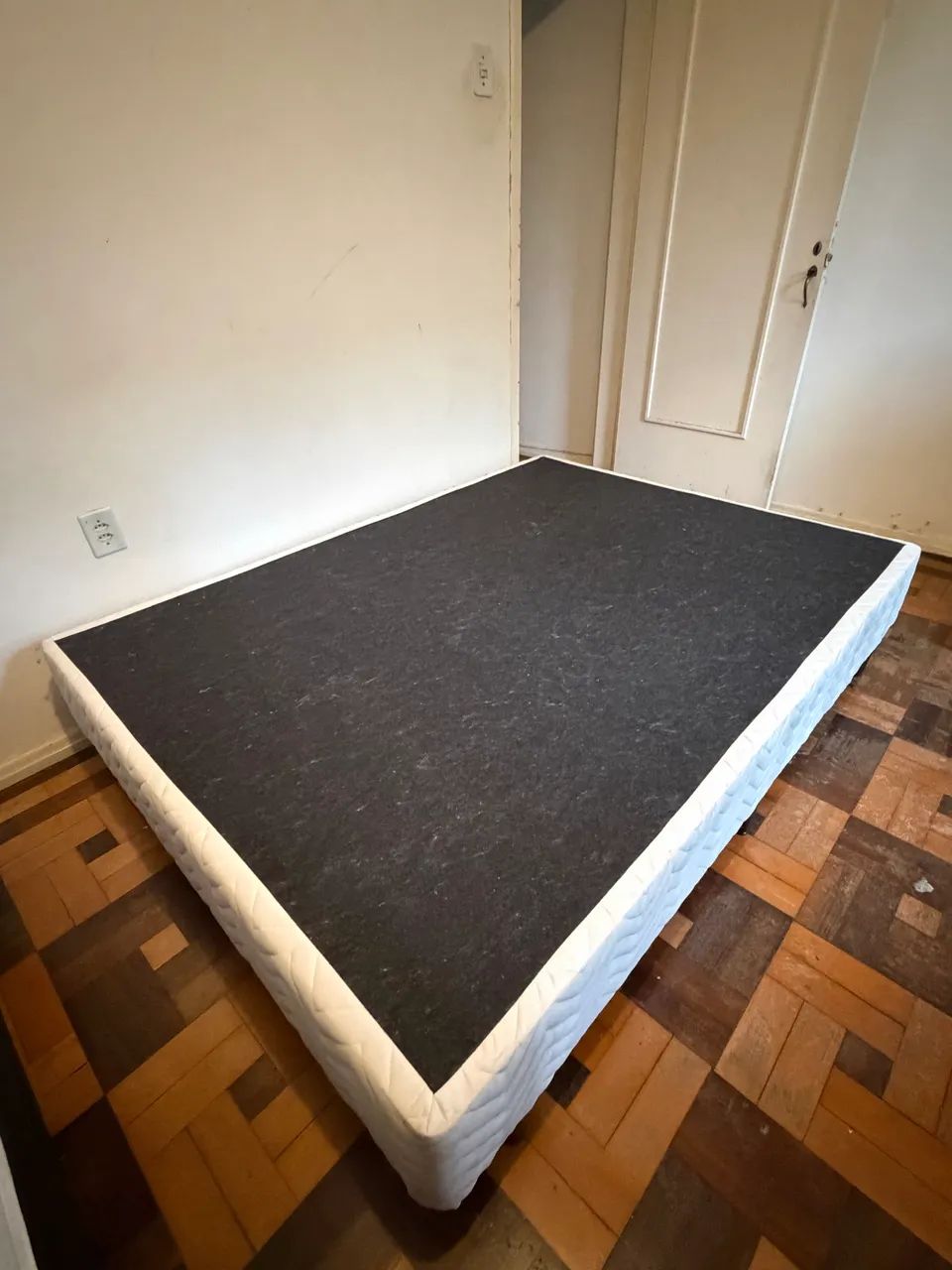 Cama box casal usada