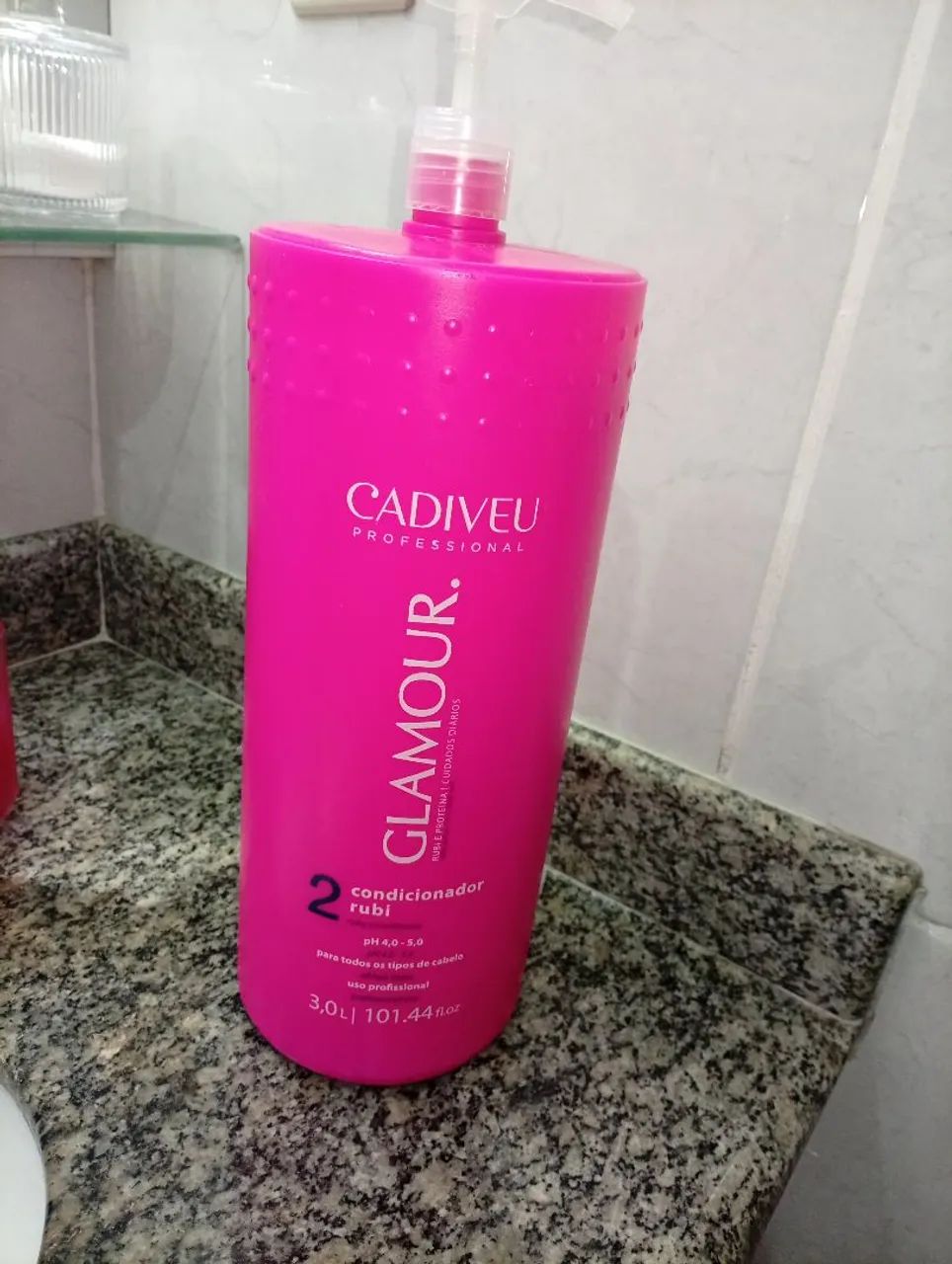 Condicionador Cadiveu Glamour Ruby 3L - Pouquíssimo uso