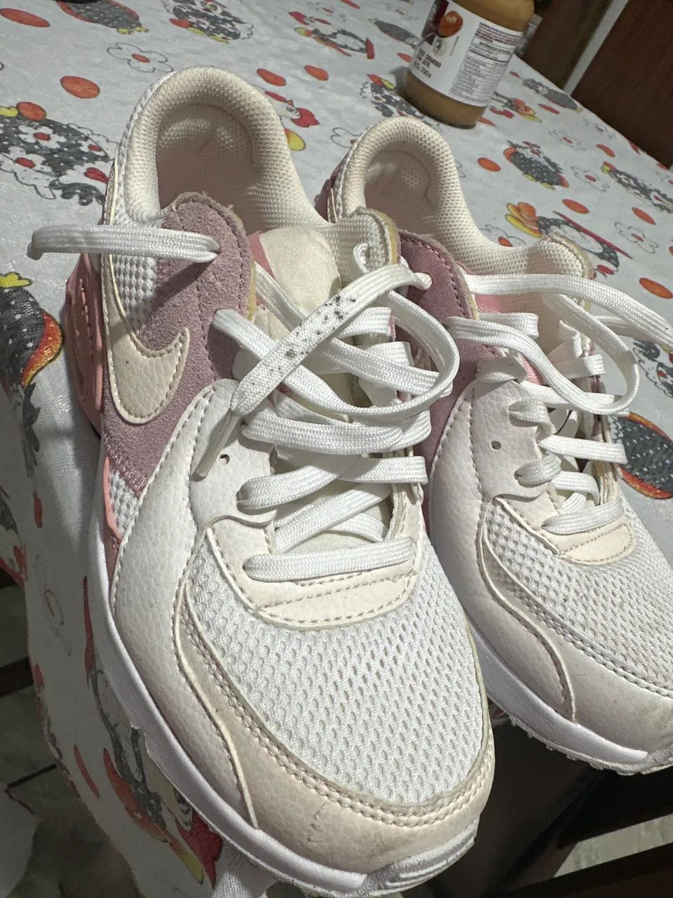 Tênis e uma bota  - Foto 4