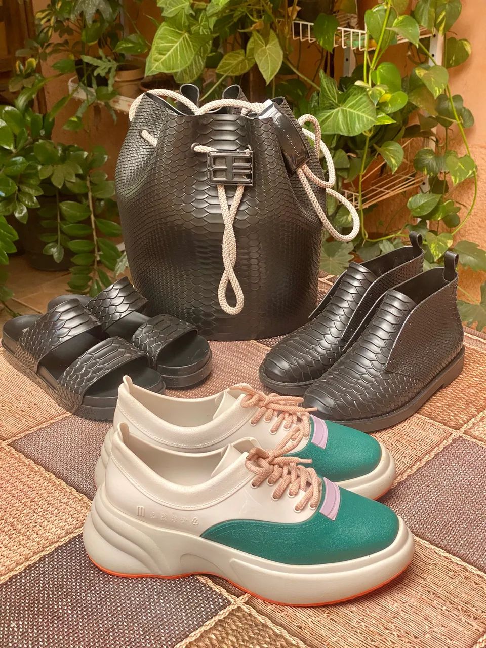 Melissa - bolsa, bota, sandália e tênis 
