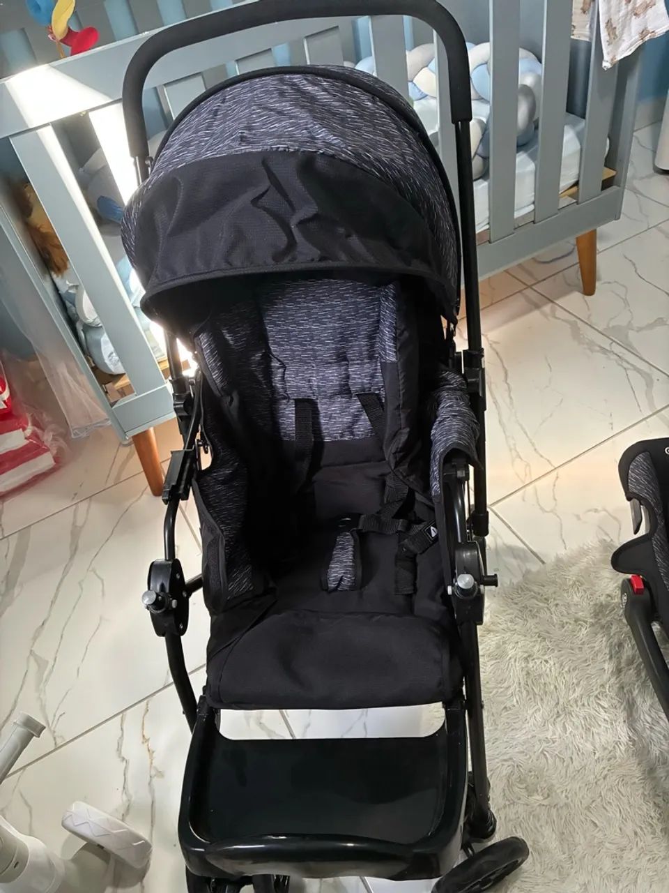 Carrinho de bebê com bebê conforto da cosco - Foto 2