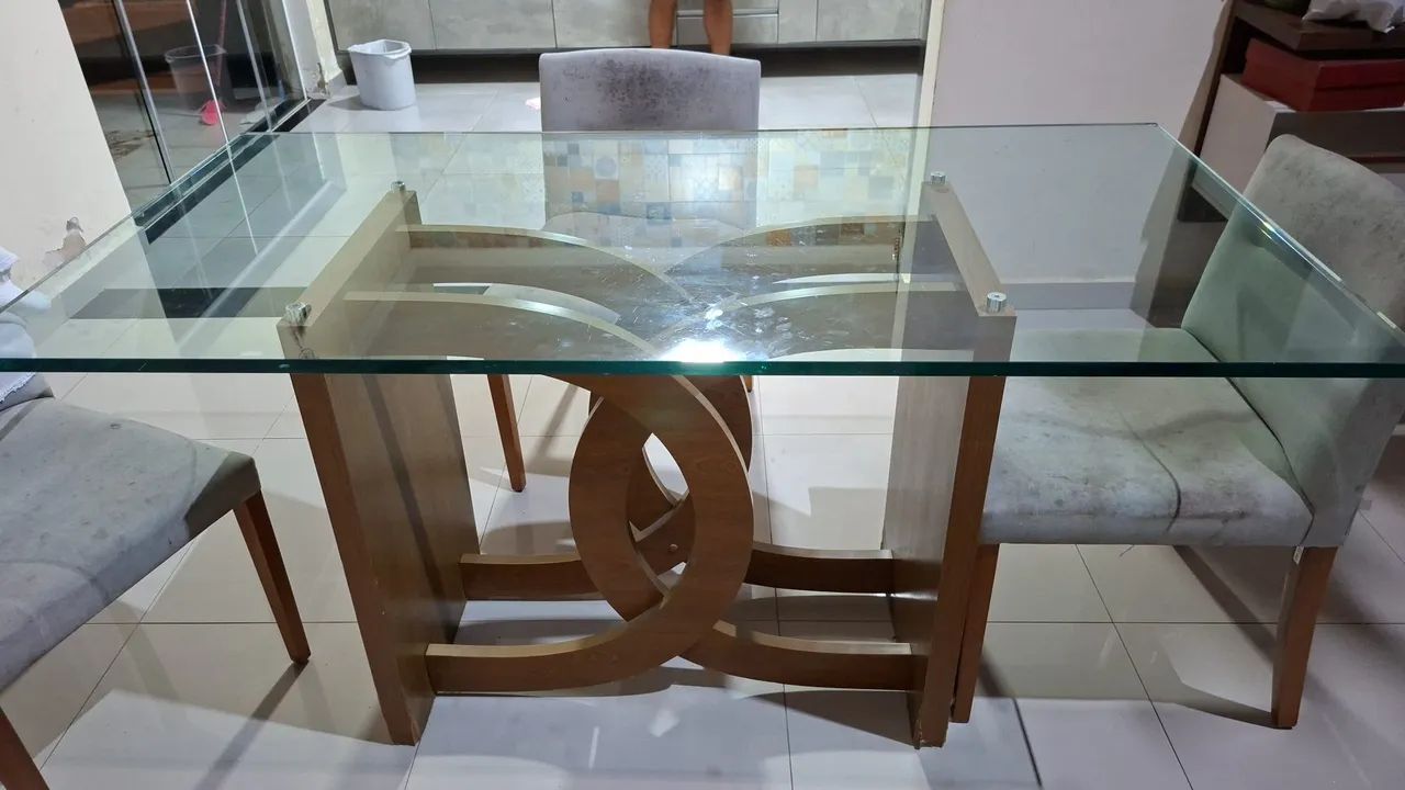 Vendo Mesa com 4 cadeiras Bretton - Foto 4
