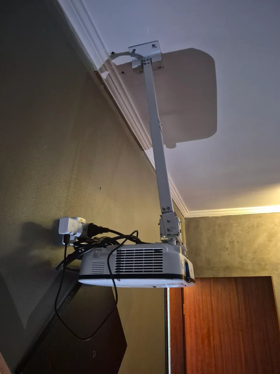 Projetor Epson X14+  - Foto 4