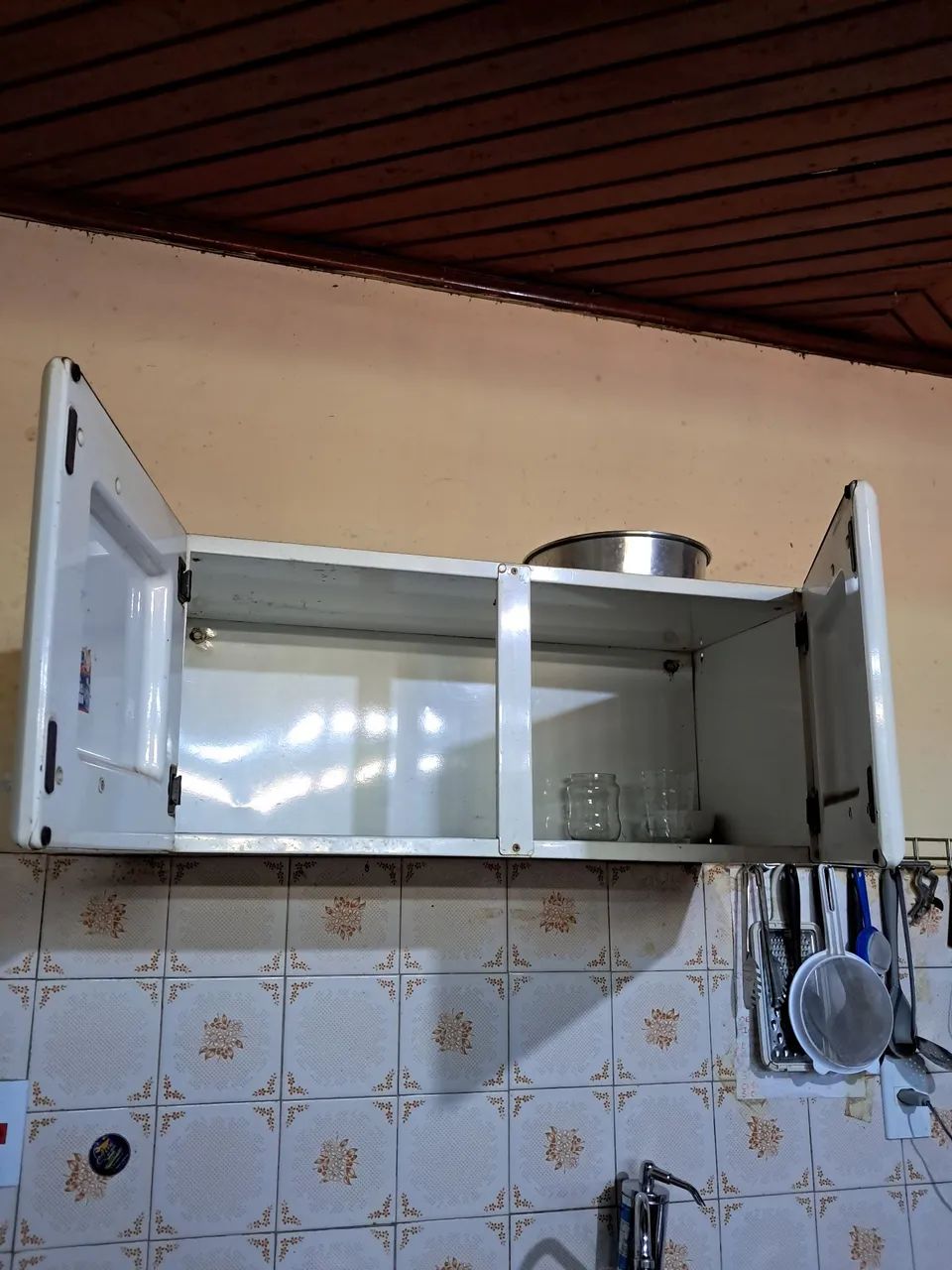 Armário de cozinha parede