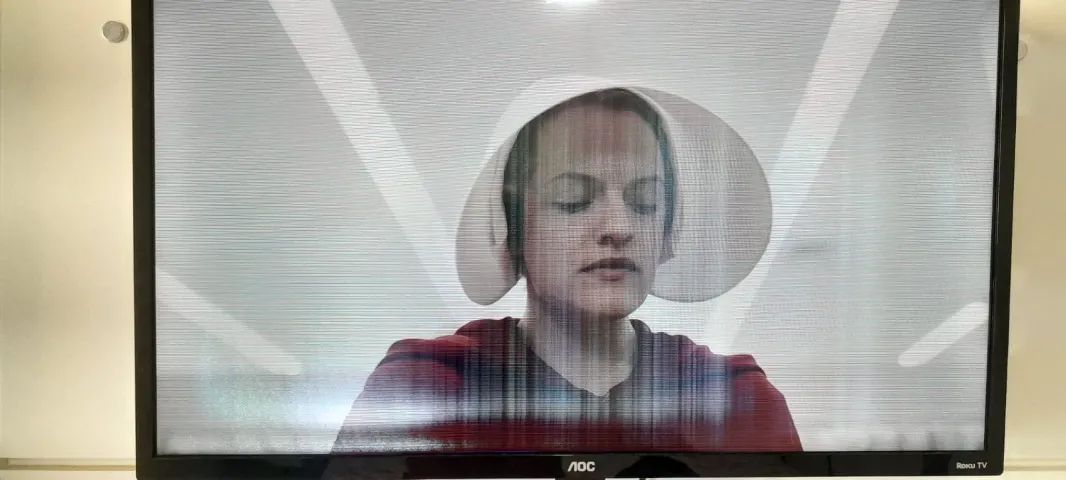 SMART TV AOC 32" Defeito na tela - Foto 4