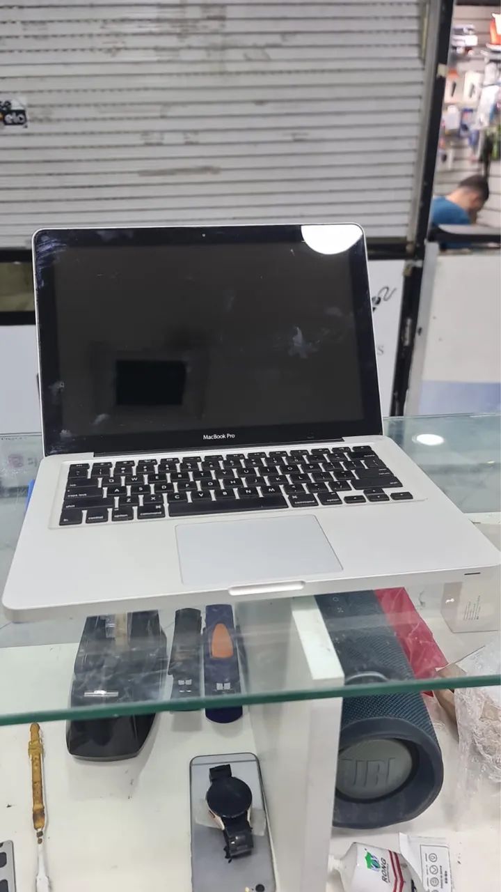 MacBook Pro 2010 para conserto 