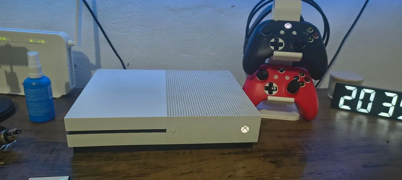 Xbox one s c/caixa troco 