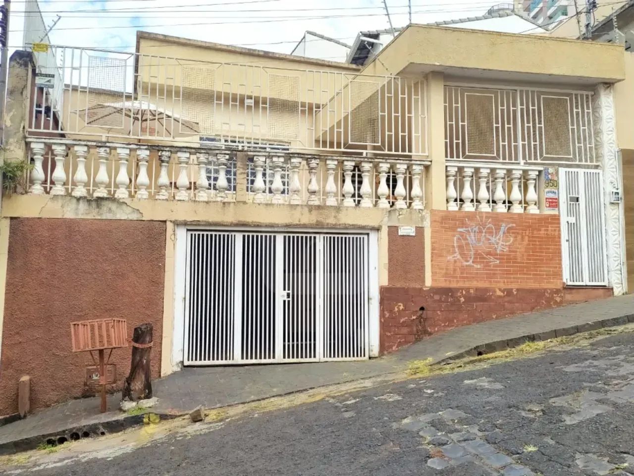 Casa à Venda