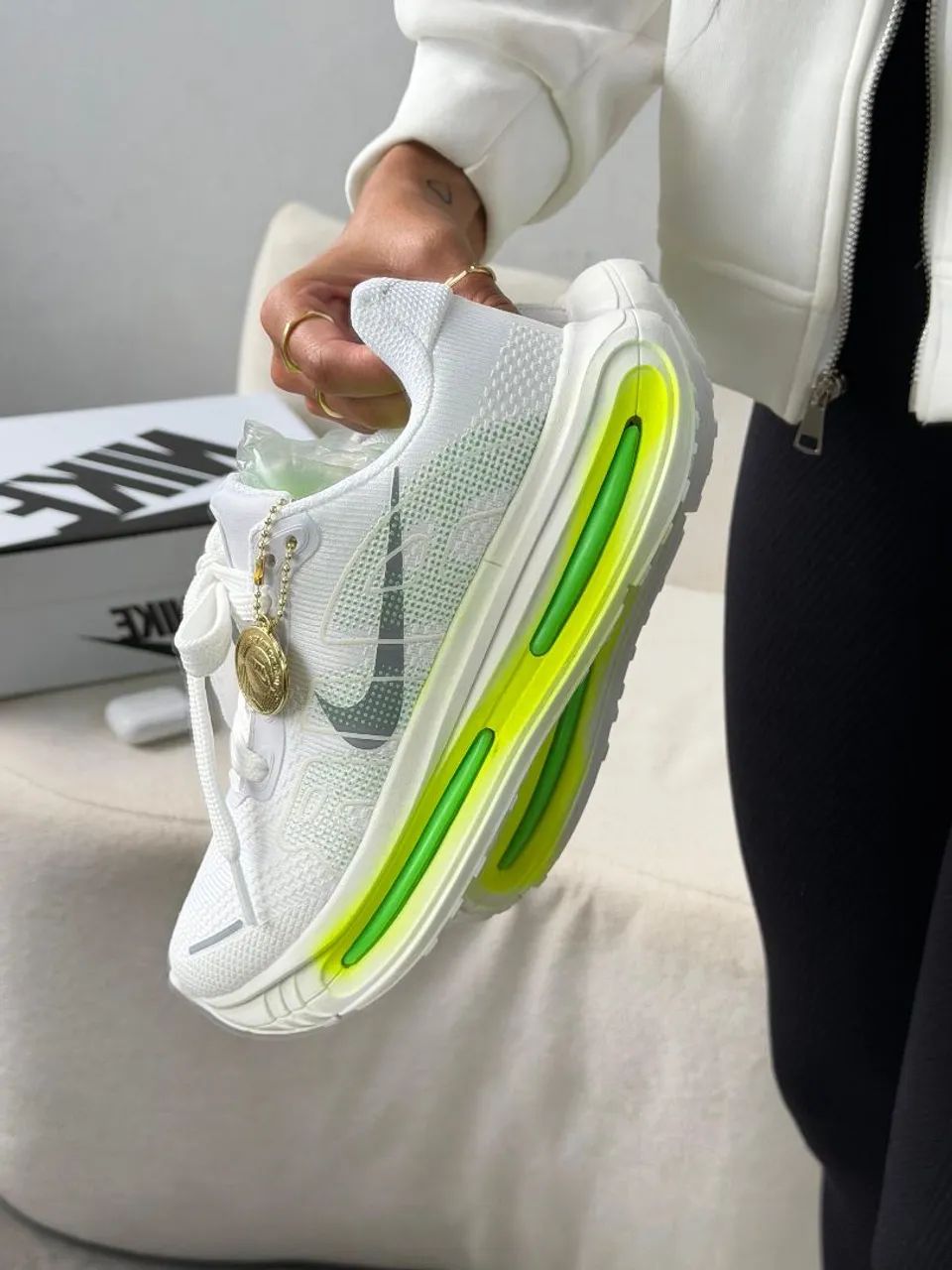 Tênis Nike Run vomero Muito Lindo e  Confortável!  - Foto 3
