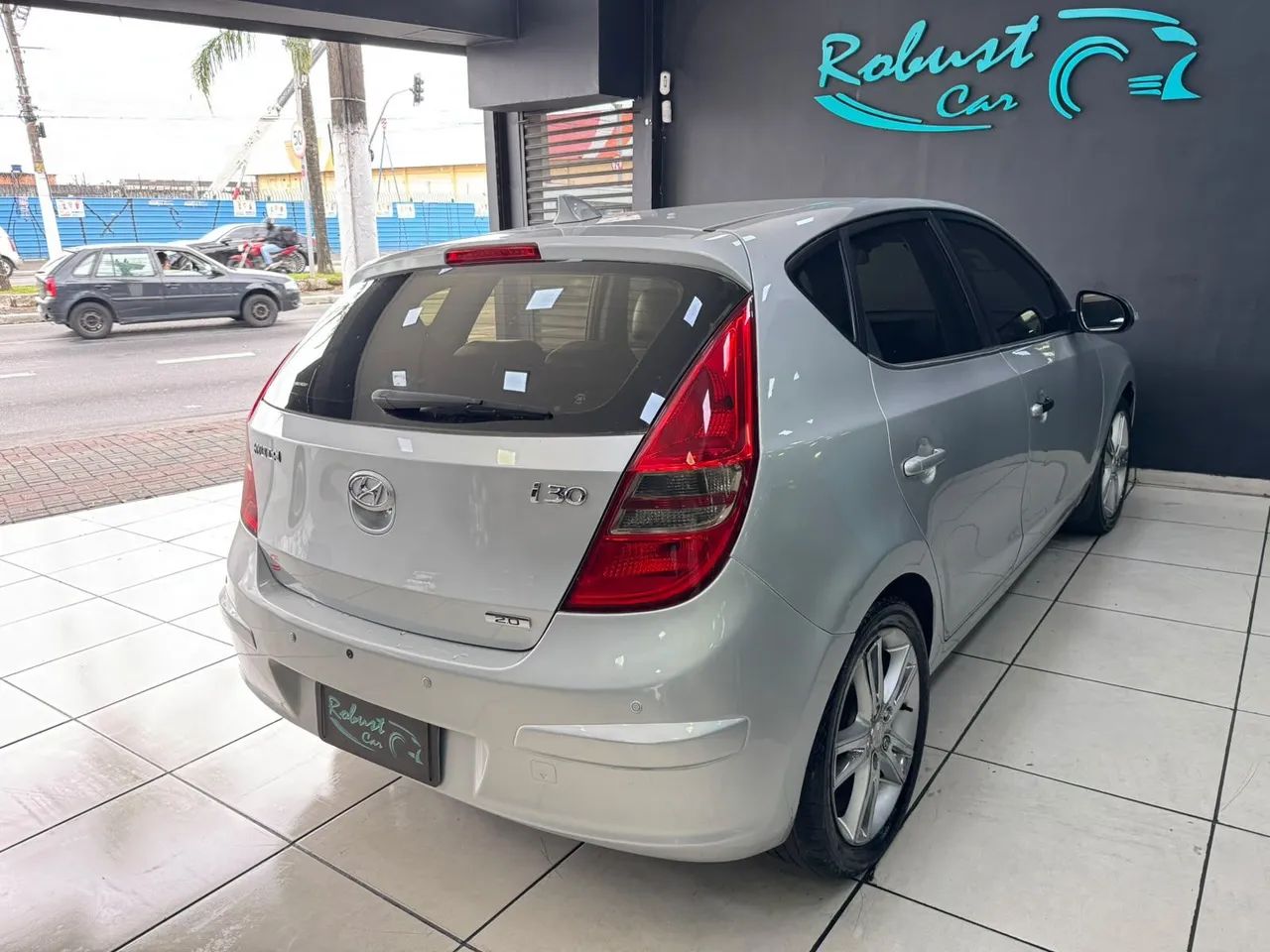 Hyundai i30 2.0 16V 145cv 5p Aut., foto 11 de 14