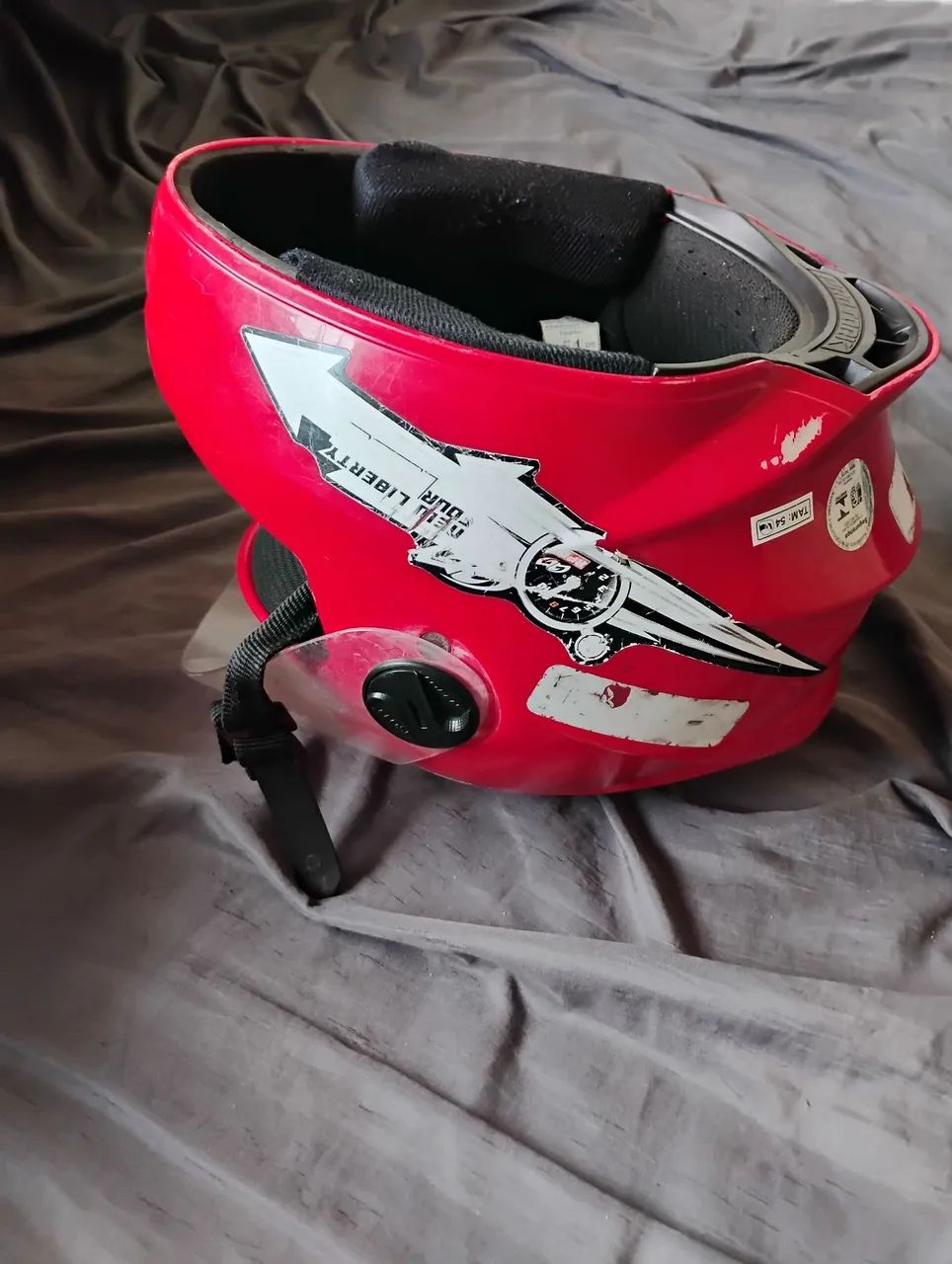 Ótimo capacete infantil tamanho 54 - Foto 4