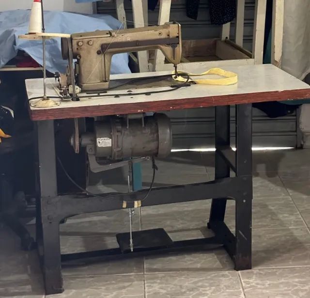 MAQUINA DE COSTURA INDUSTRIAL