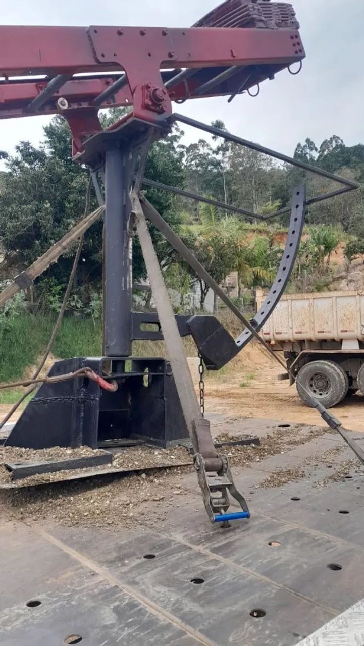 Escada giratória para veículos - Foto 2