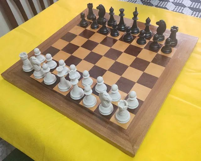 Jogo de Xadrez e tabuleiro Xalingo