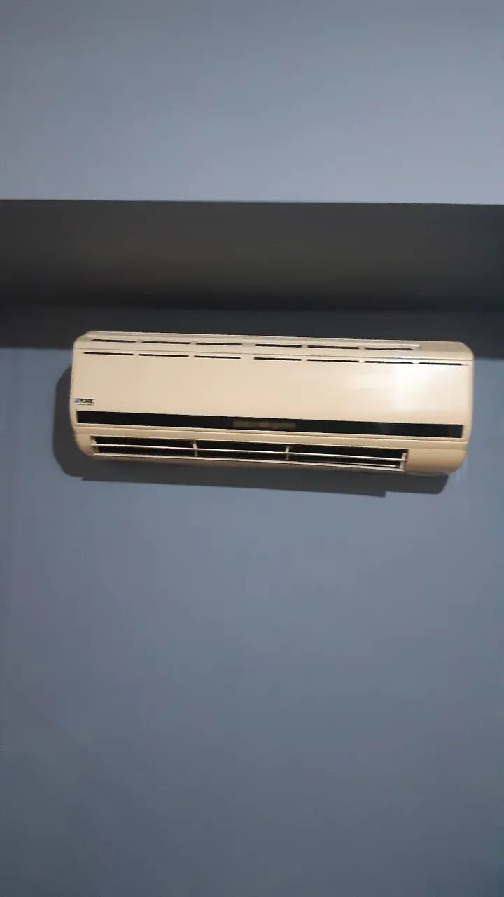 ARCONDICIONADO SPLIT YORK 7000 BTUS - Foto 3