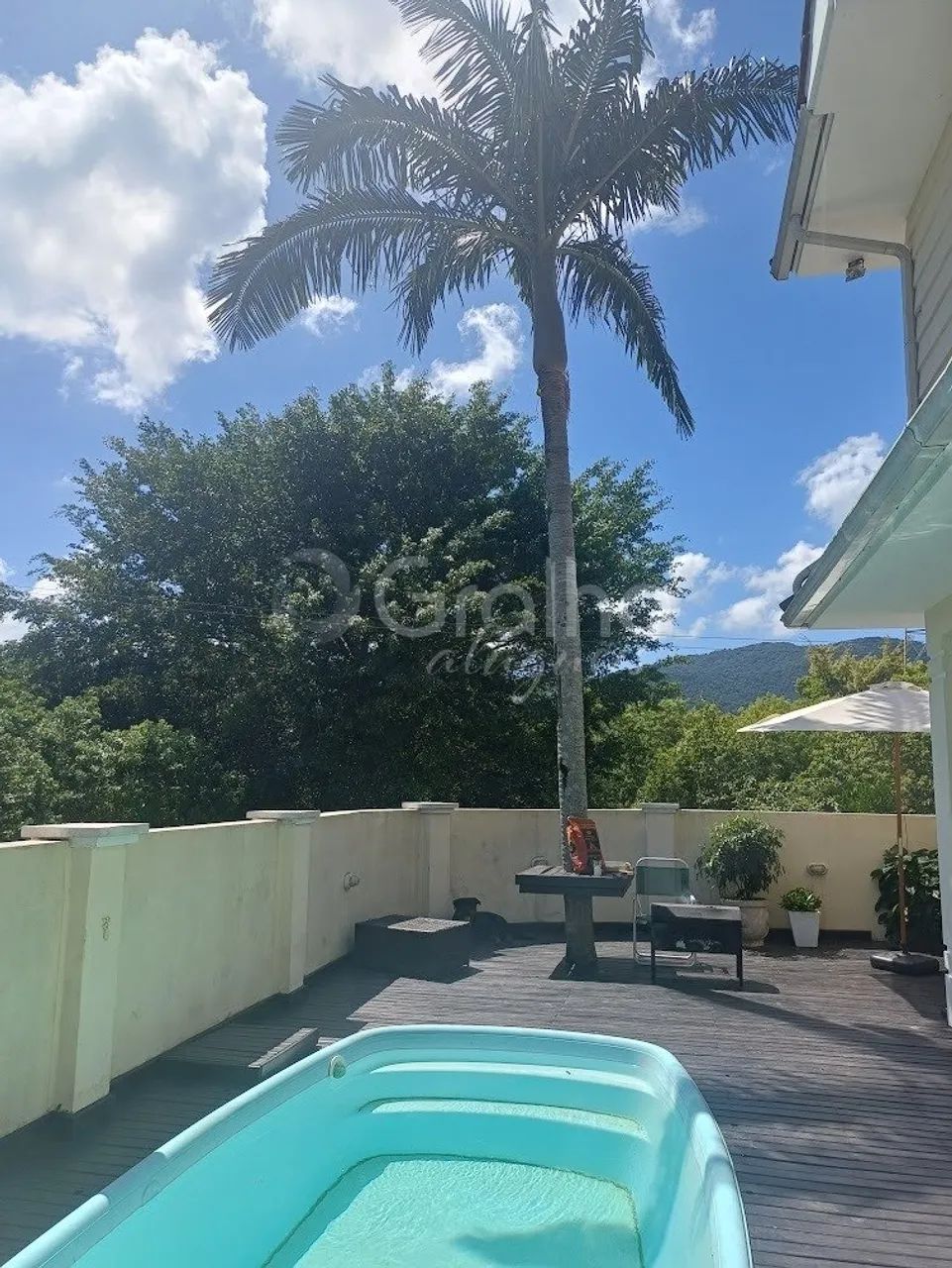 Casa com 3 suítes, mobiliada e piscina - Foto 5