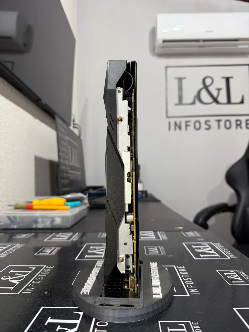 RTX 2060 SUPER 8GB GIGABYTE - Foto 4