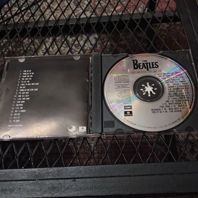 CDS The Beatles Past Masters Vol I - Foto 3