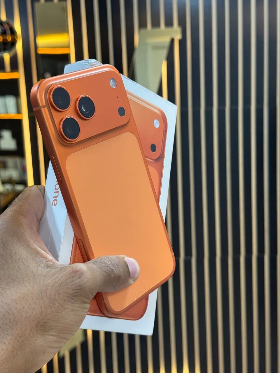 IPHONE 17 PRO MAX - 256GB - NA GARANTIA APPLE  - Foto 2