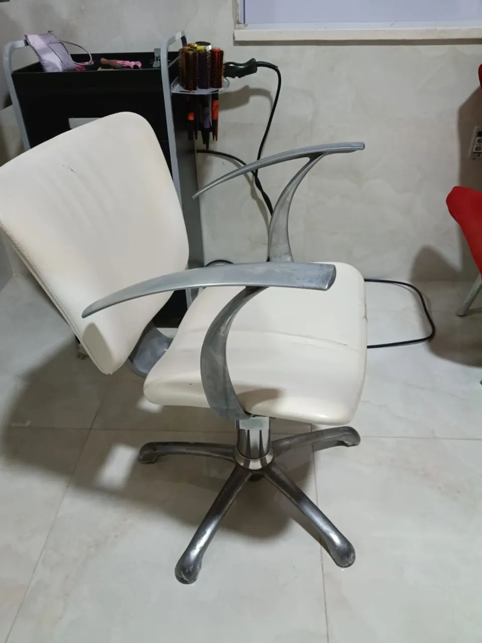 Cadeira para salão de beleza  - Foto 3