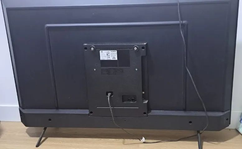 TV Philips 50" - com defeito (linhas verticais e horizontais)