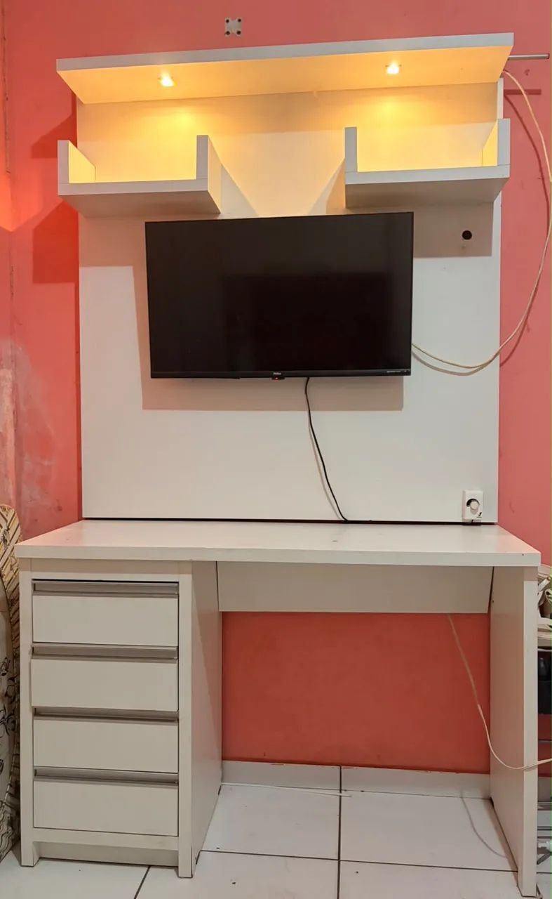 Vendo escrivaninha com led  - Foto 2