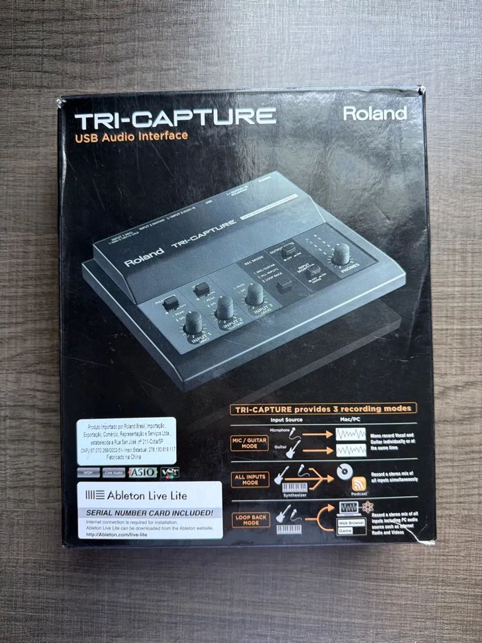 Interface de Áudio Roland USB Tri-Capture 