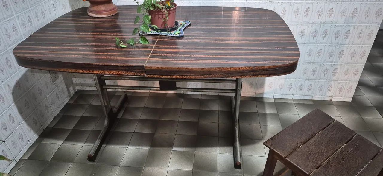 Mesa antiga
