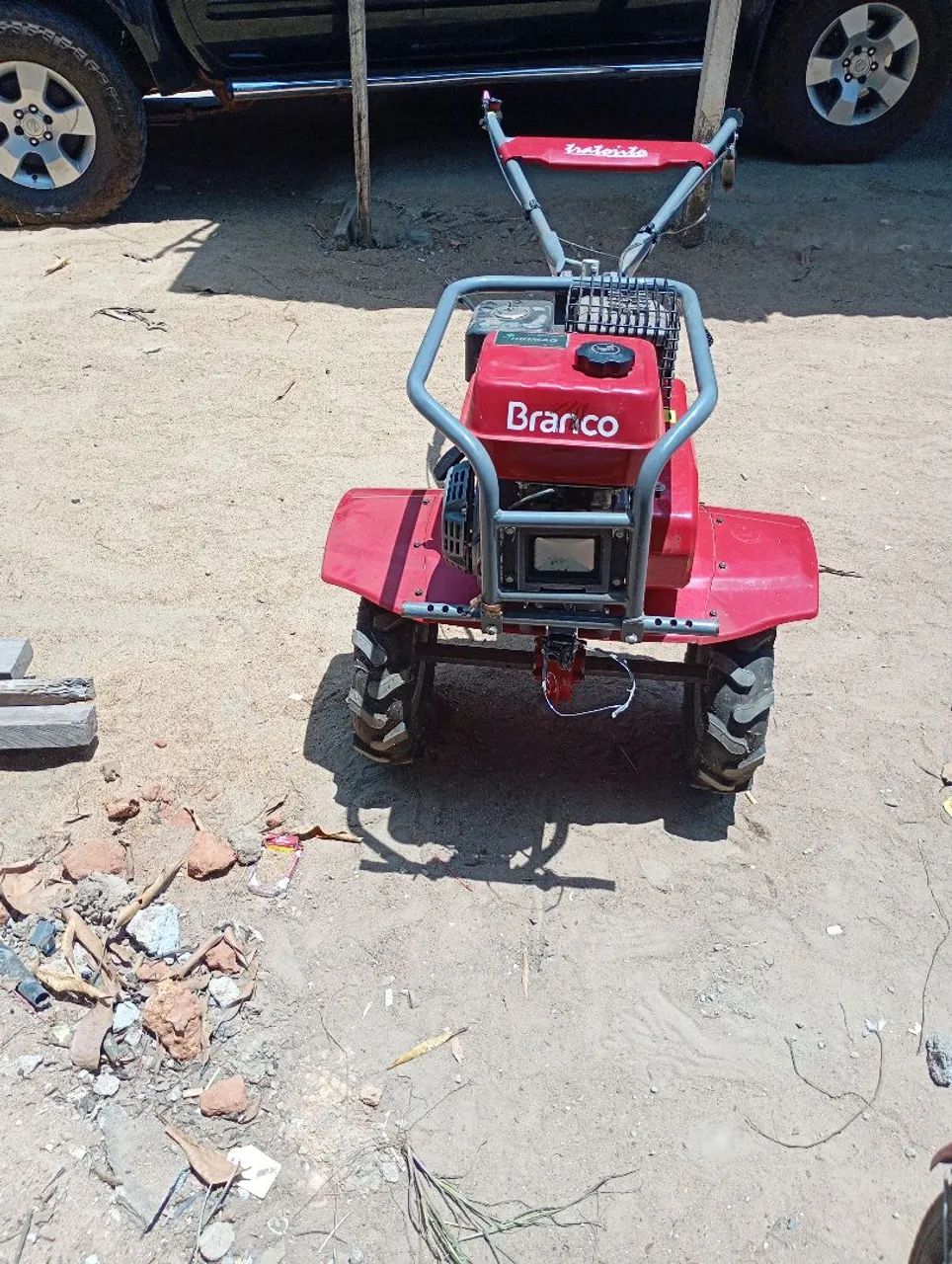 Vende se uma tratorito - Foto 3